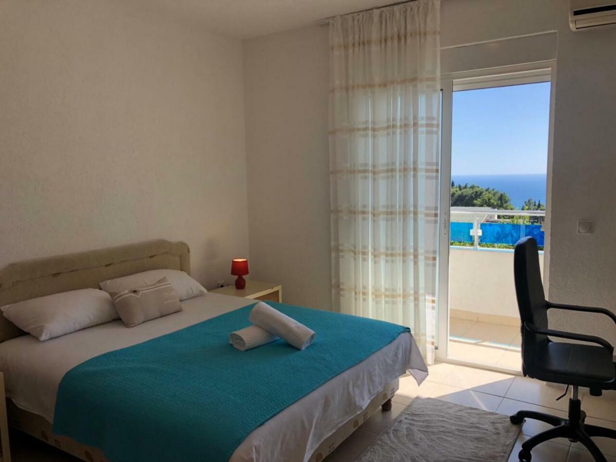 אולסינץ' Apartmani Dini מראה חיצוני תמונה