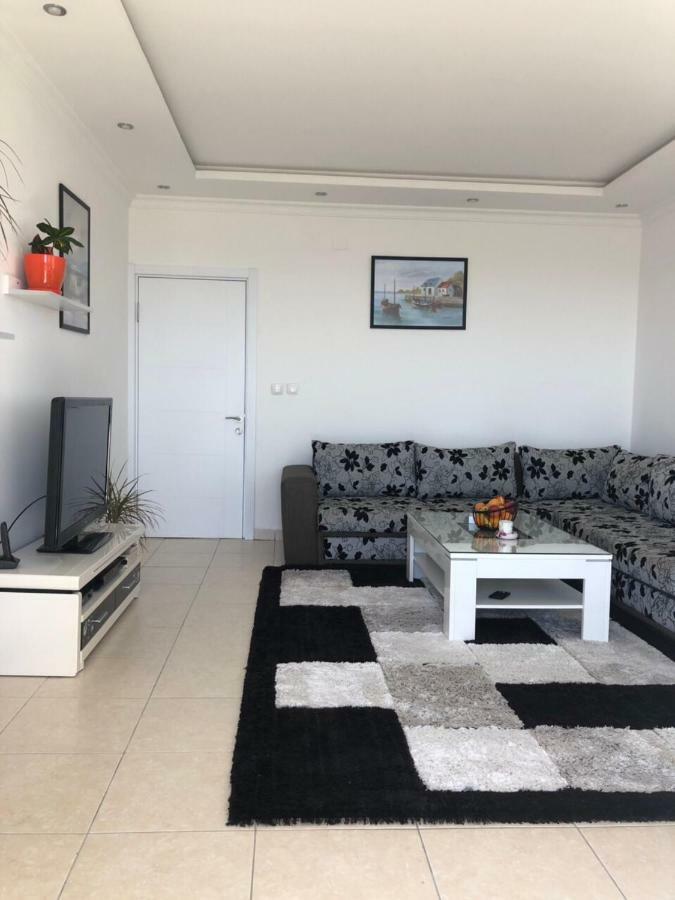אולסינץ' Apartmani Dini מראה חיצוני תמונה