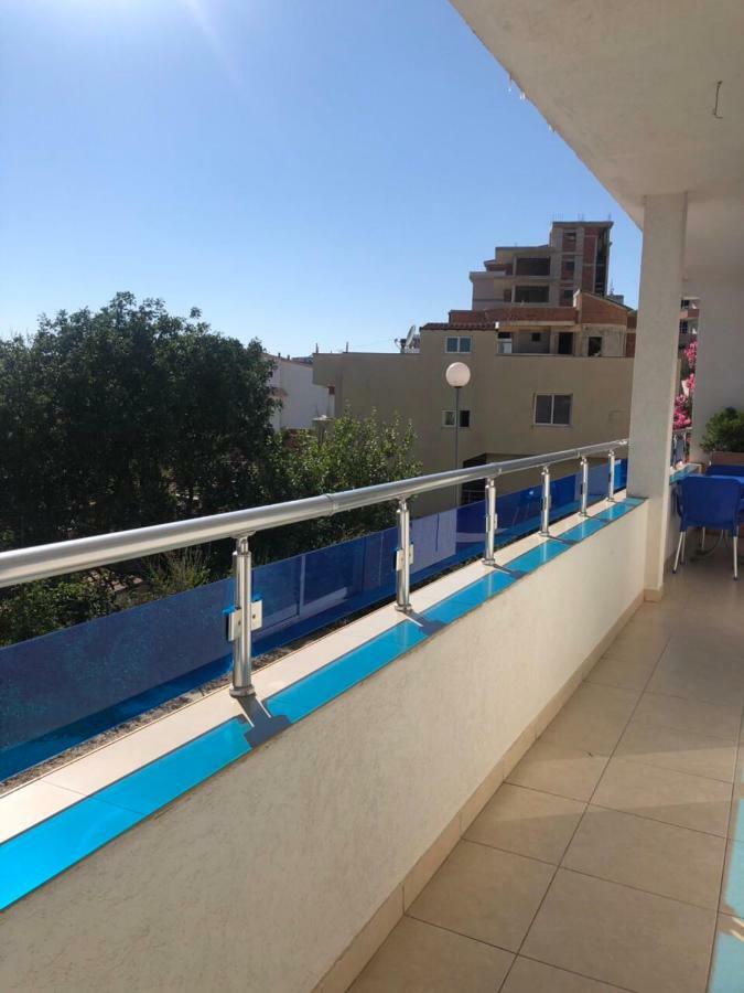 אולסינץ' Apartmani Dini מראה חיצוני תמונה
